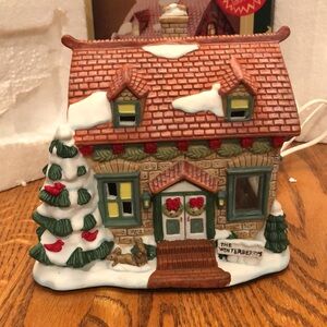 Pfaltzgraff Winterberry house